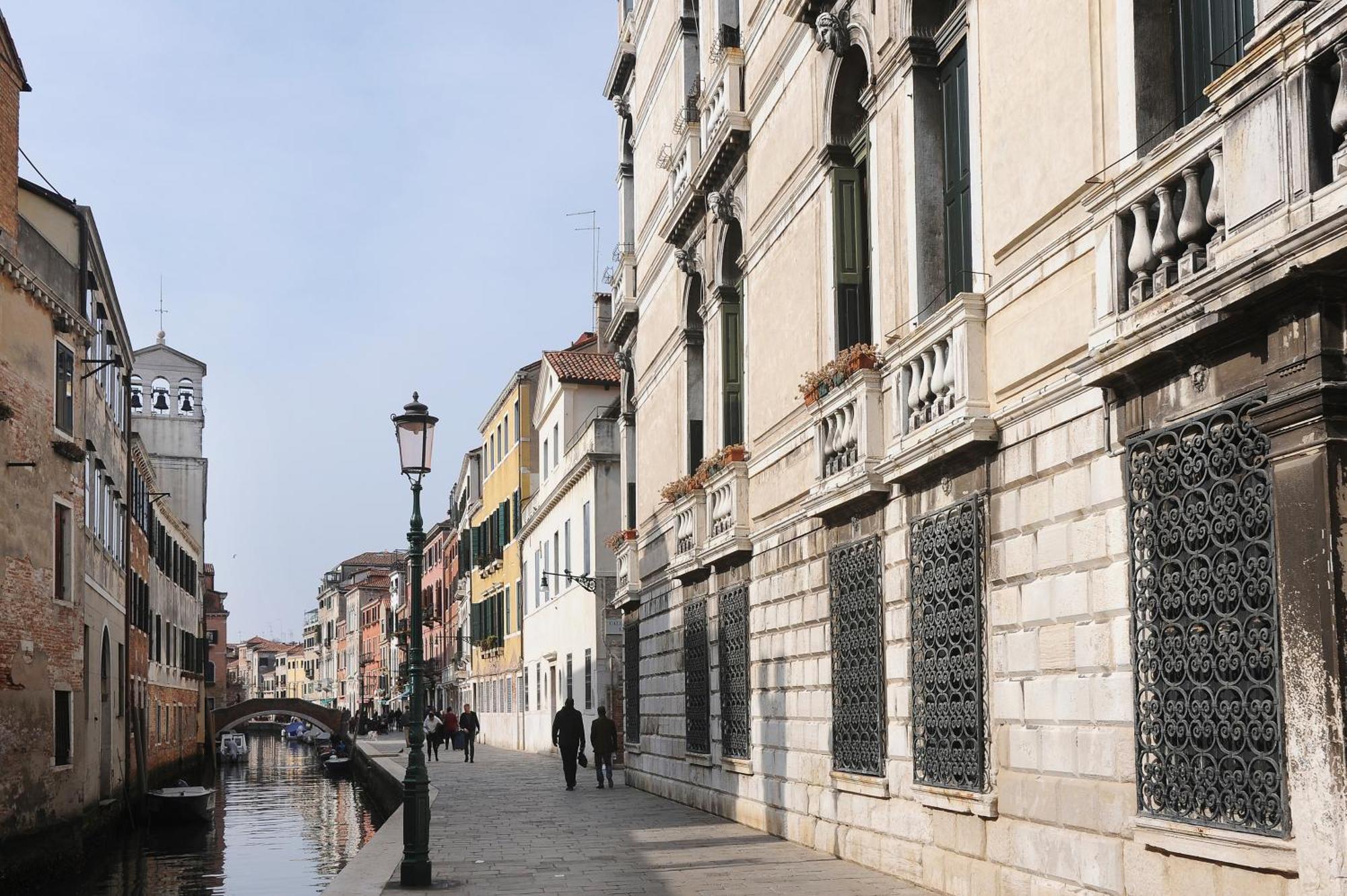 Ca Lezze Bell'Appartamento Nel Cuore Di Venezia Exteriör bild